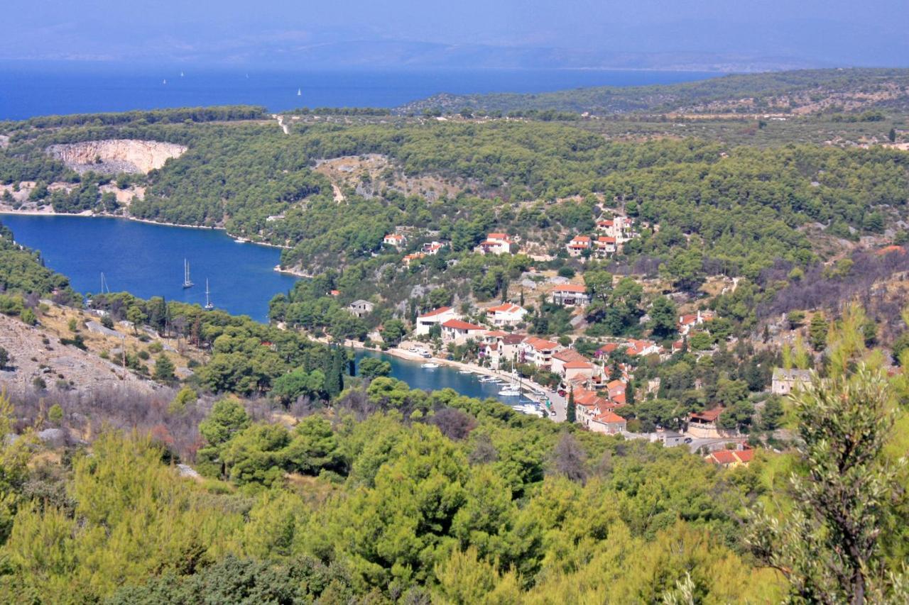 Apartments By The Sea Bobovisca Na Moru, Brac - 5682 Ložišće المظهر الخارجي الصورة
